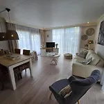 Holiday Home In Garderen By Veluwe بيت للعطل *