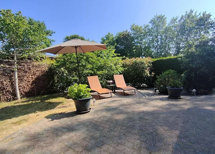 بيت للعطل Urbane In With Terrace And Garden