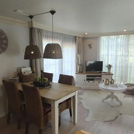 Urbane In With Terrace And Garden