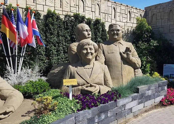 بيت للعطل Urbane In With Terrace And Garden *