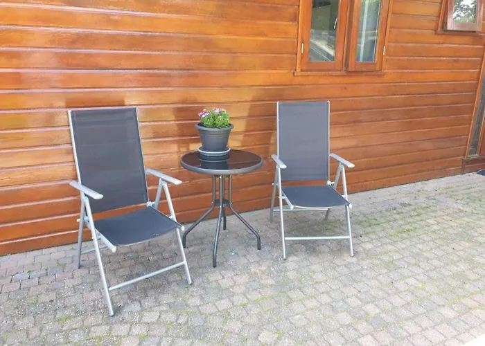 بيت للعطل Urbane In With Terrace And Garden خارديرن